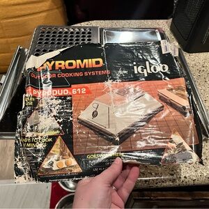 Igloo Pyromid Duo 612 Cooking System